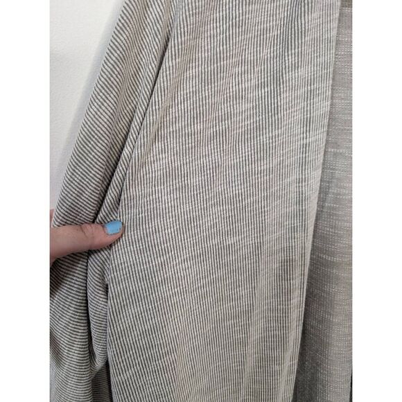 Donni. Open Front Striped Ribbed Cardigan with Pockets - OSFA - Picture 5 of 6